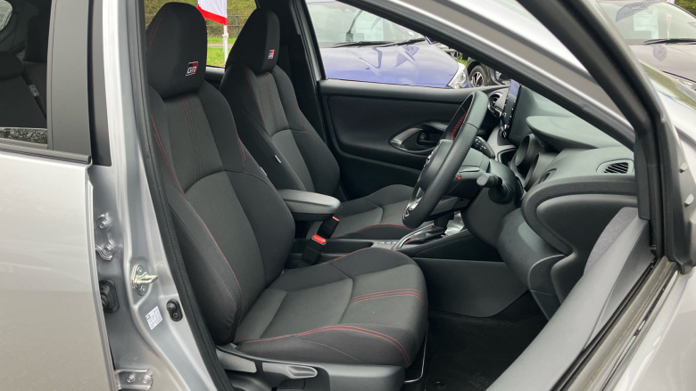 Toyota Yaris 1.5 Hybrid GR Sport 5dr CVT Hybrid Hatchback